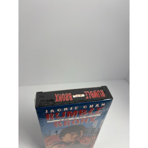 Rumble In The Bronx VHS 1996 Jackie Chan Brand New Sealed - Picture 2 of 6